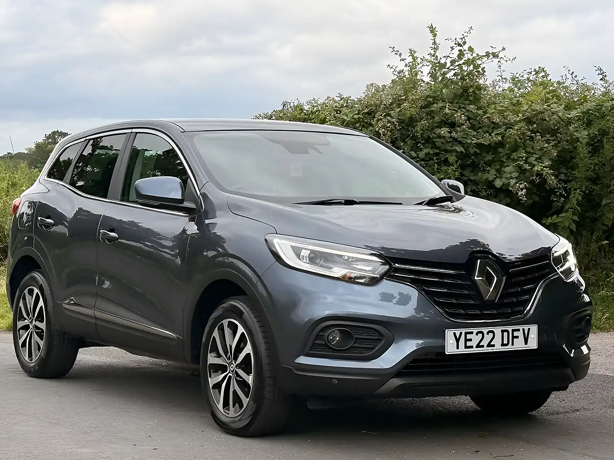 Used 2022 Renault Kadjar Equilibre Grey - Front View