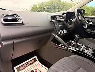 Used 2022 Renault Kadjar Equilibre Grey - Interior and Exterior details 10