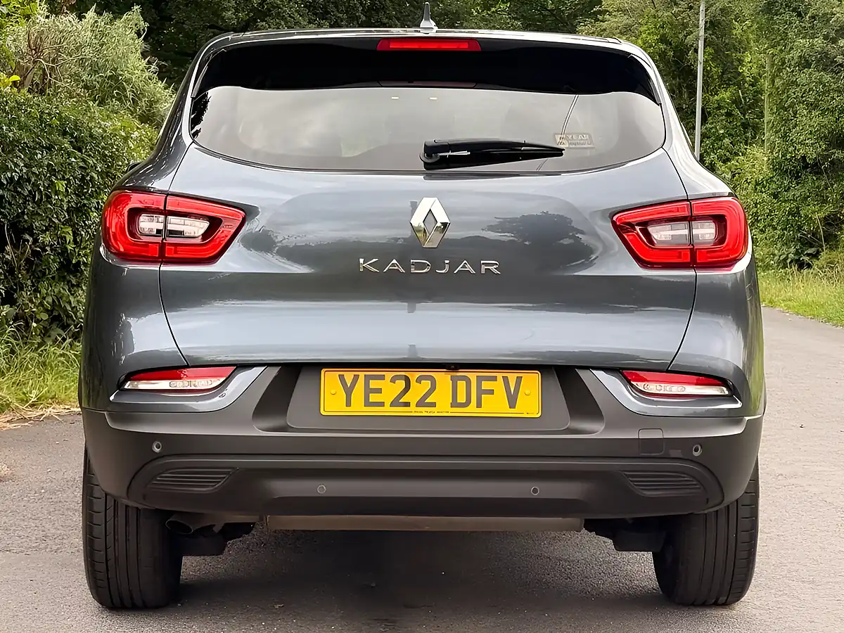 Used 2022 Renault Kadjar Equilibre Grey - Interior and Exterior details 7