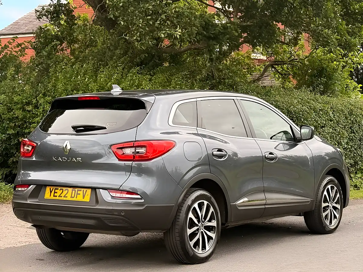 Used 2022 Renault Kadjar Equilibre Grey - Interior and Exterior details 8