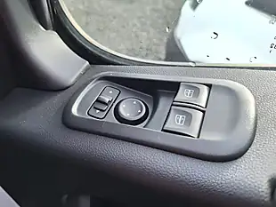 Used 2022 Renault Master 35 Business+ White - Interior and Exterior details 15