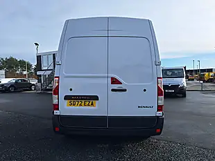 Used 2022 Renault Master 35 Business+ White - Interior and Exterior details 4