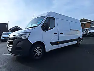 Used 2022 Renault Master 35 Business+ White - Interior and Exterior details 9