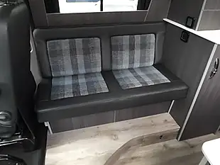 Used 2022 Renault Master Business Grey - Interior and Exterior details 16