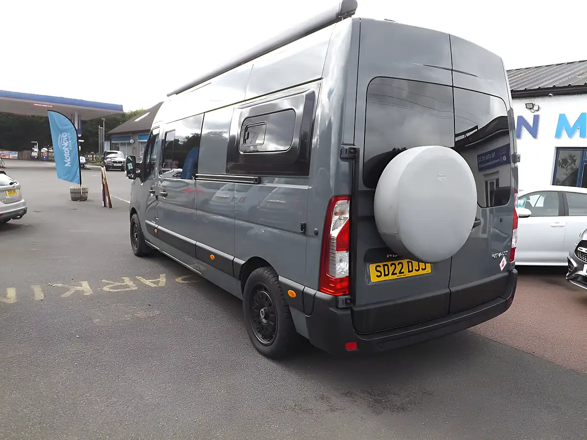 Used 2022 Renault Master Business Grey - Interior and Exterior details 3