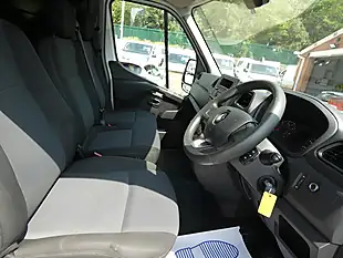 Used 2022 Renault Master Business L3H2 Mineral White - Interior and Exterior details 2