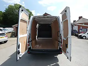 Used 2022 Renault Master Business L3H2 Mineral White - Interior and Exterior details 20