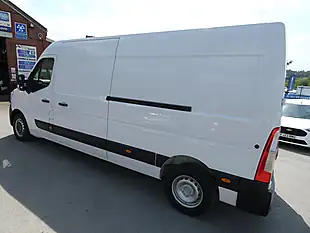 Used 2022 Renault Master Business L3H2 Mineral White - Interior and Exterior details 5