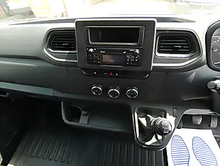 Used 2022 Renault Master Business L3H2 Mineral White - Interior and Exterior details 8