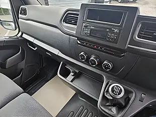 Used 2022 Renault Master Business+ Mineral White - Interior and Exterior details 12