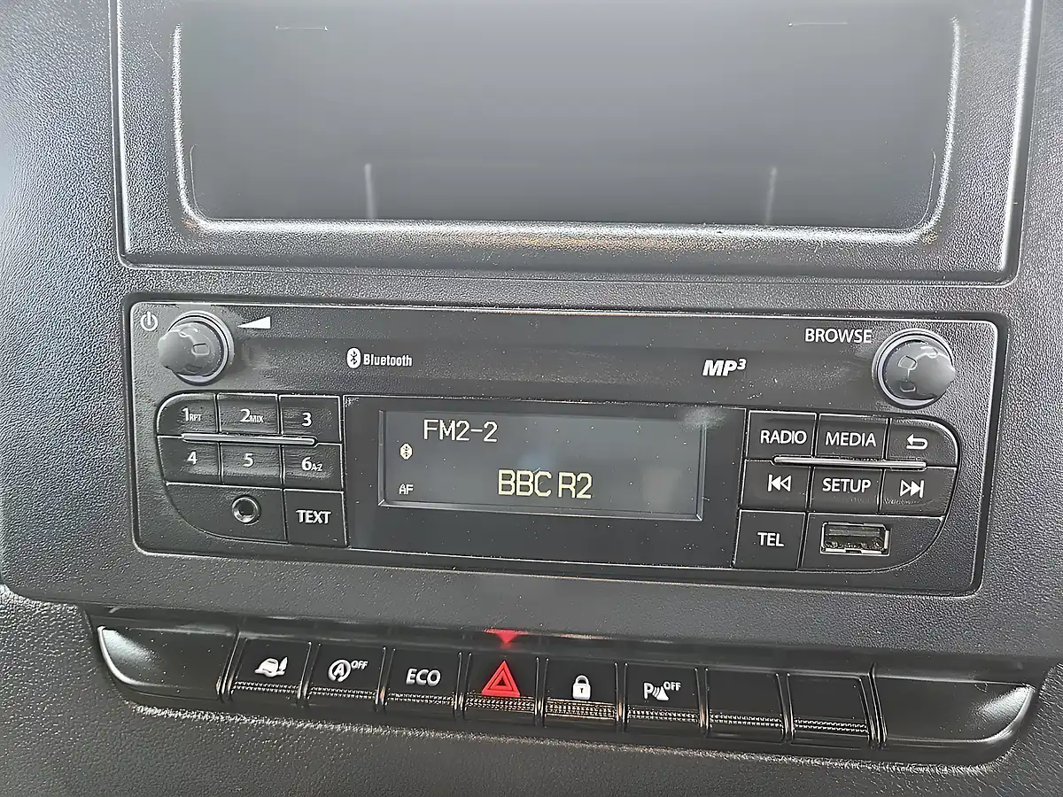Used 2022 Renault Master Business+ Mineral White - Interior and Exterior details 15