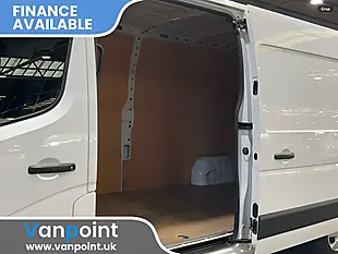 Used 2022 Renault Master Business+ White - Interior and Exterior details 4