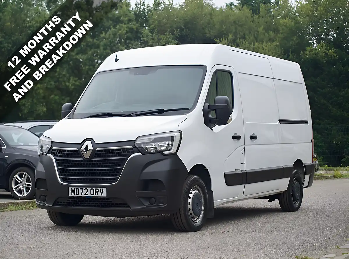 Used 2022 Renault Master Business White - Front View