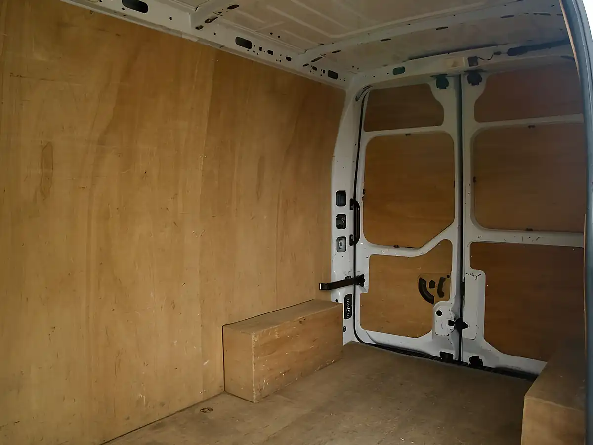 Used 2022 Renault Master Business White - Interior and Exterior details 13