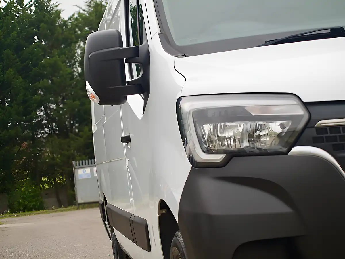 Used 2022 Renault Master Business White - Interior and Exterior details 7