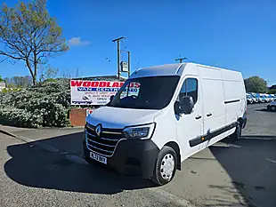 Used 2022 Renault Master LM35 Business Lwb White - Interior and Exterior details 4