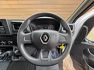 Used 2022 Renault Master LM35 Business+ Mineral White - Interior and Exterior details 18