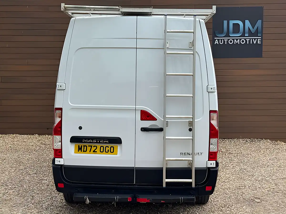 Used 2022 Renault Master LM35 Business+ Mineral White - Interior and Exterior details 4