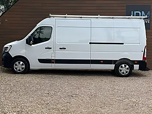 Used 2022 Renault Master LM35 Business+ Mineral White - Interior and Exterior details 8