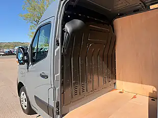 Used 2022 Renault Master MM35 Business Plus Grey - Interior and Exterior details 12
