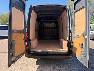 Used 2022 Renault Master MM35 Business Plus Grey - Interior and Exterior details 6