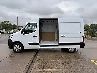 Used 2022 Renault Master MM35 Business Plus White - Interior and Exterior details 7