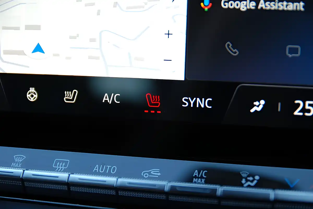 Used 2022 Renault Megane E-Tech Launch Edition Black - Interior and Exterior details 15