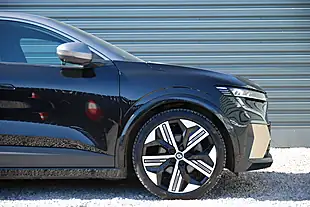 Used 2022 Renault Megane E-Tech Launch Edition Black - Interior and Exterior details 2