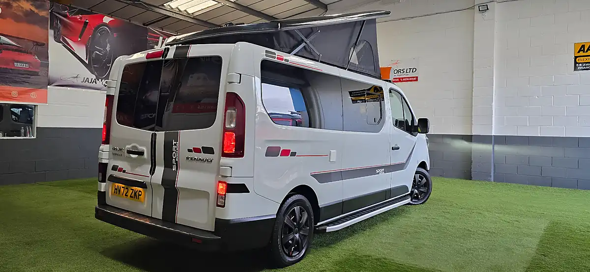 Used 2022 Renault Trafic Business+ Camper Van White - Interior and Exterior details 7