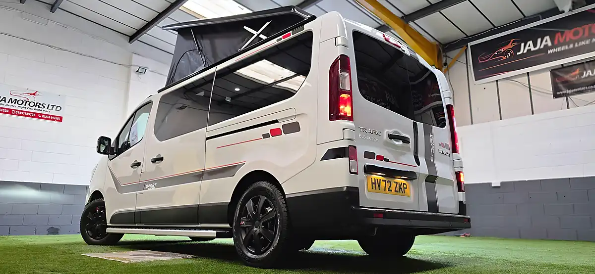 Used 2022 Renault Trafic Business+ Camper Van White - Interior and Exterior details 8