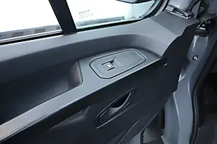 Used 2022 Renault Trafic Business Grey - Interior and Exterior details 14