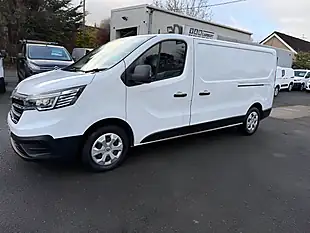 Used 2022 Renault Trafic Business+ White - Interior and Exterior details 11