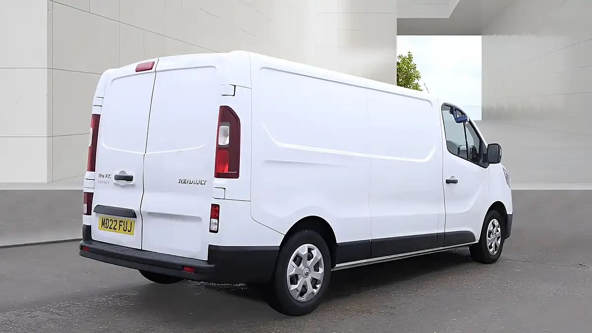 Used 2022 Renault Trafic Business+ White - Interior and Exterior details 5