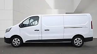 Used 2022 Renault Trafic Business+ White - Interior and Exterior details 8