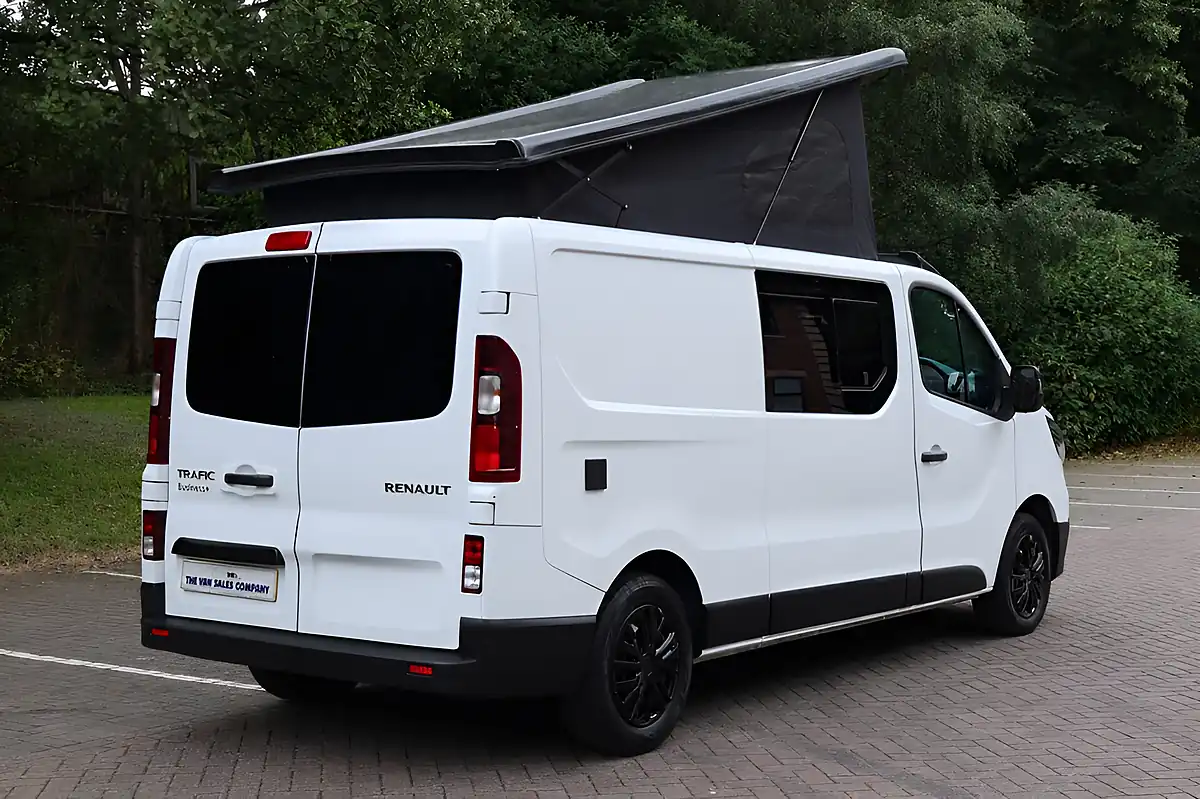 Used 2022 Renault Trafic Business+ White - Interior and Exterior details 6