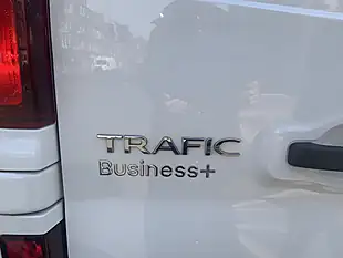 Used 2022 Renault Trafic Business+ White - Interior and Exterior details 19