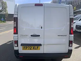 Used 2022 Renault Trafic Business+ White - Interior and Exterior details 5