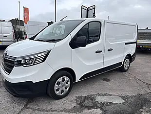 Used 2022 Renault Trafic Business White - Interior and Exterior details 5