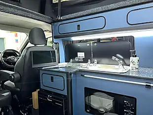 Used 2022 Renault Trafic Campervan White - Interior and Exterior details 19