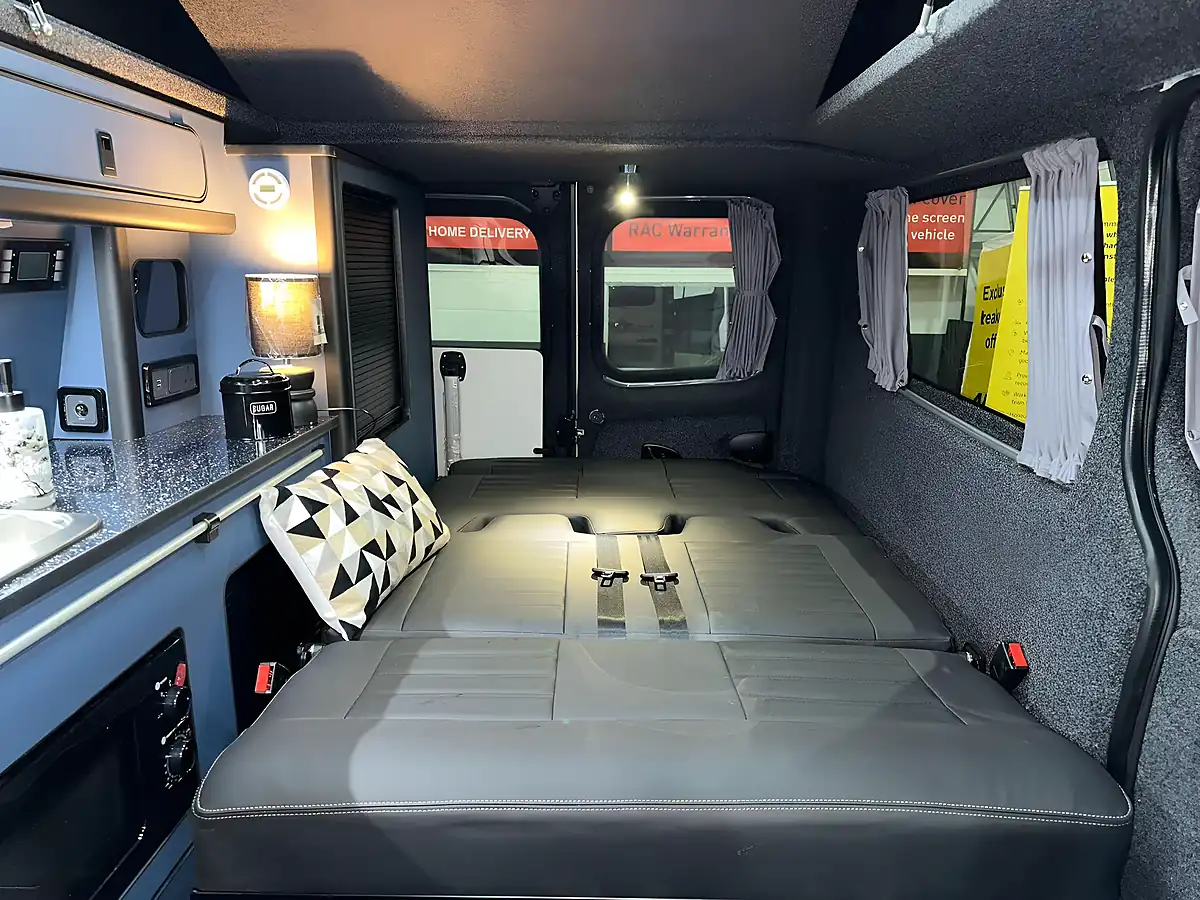 Used 2022 Renault Trafic Campervan White - Interior and Exterior details 5
