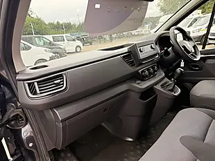 Used 2022 Renault Trafic SL28 Business L1 H1 Grey - Interior and Exterior details 14