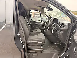 Used 2022 Renault Trafic SL28 Business L1 H1 Grey - Interior and Exterior details 15
