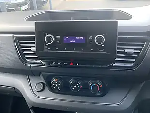 Used 2022 Renault Trafic SL28 Business White - Interior and Exterior details 19