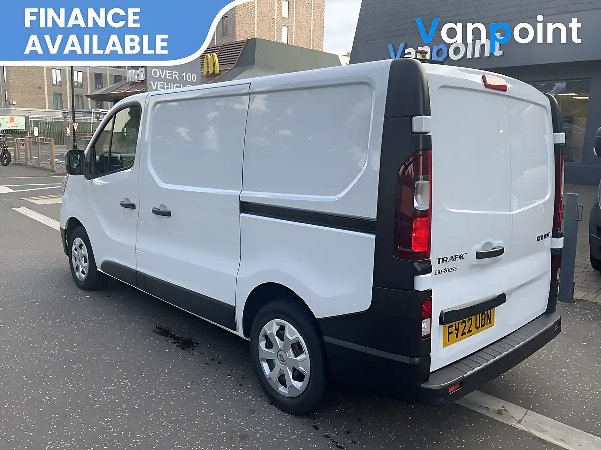 Used 2022 Renault Trafic SL28 Business White - Interior and Exterior details 4