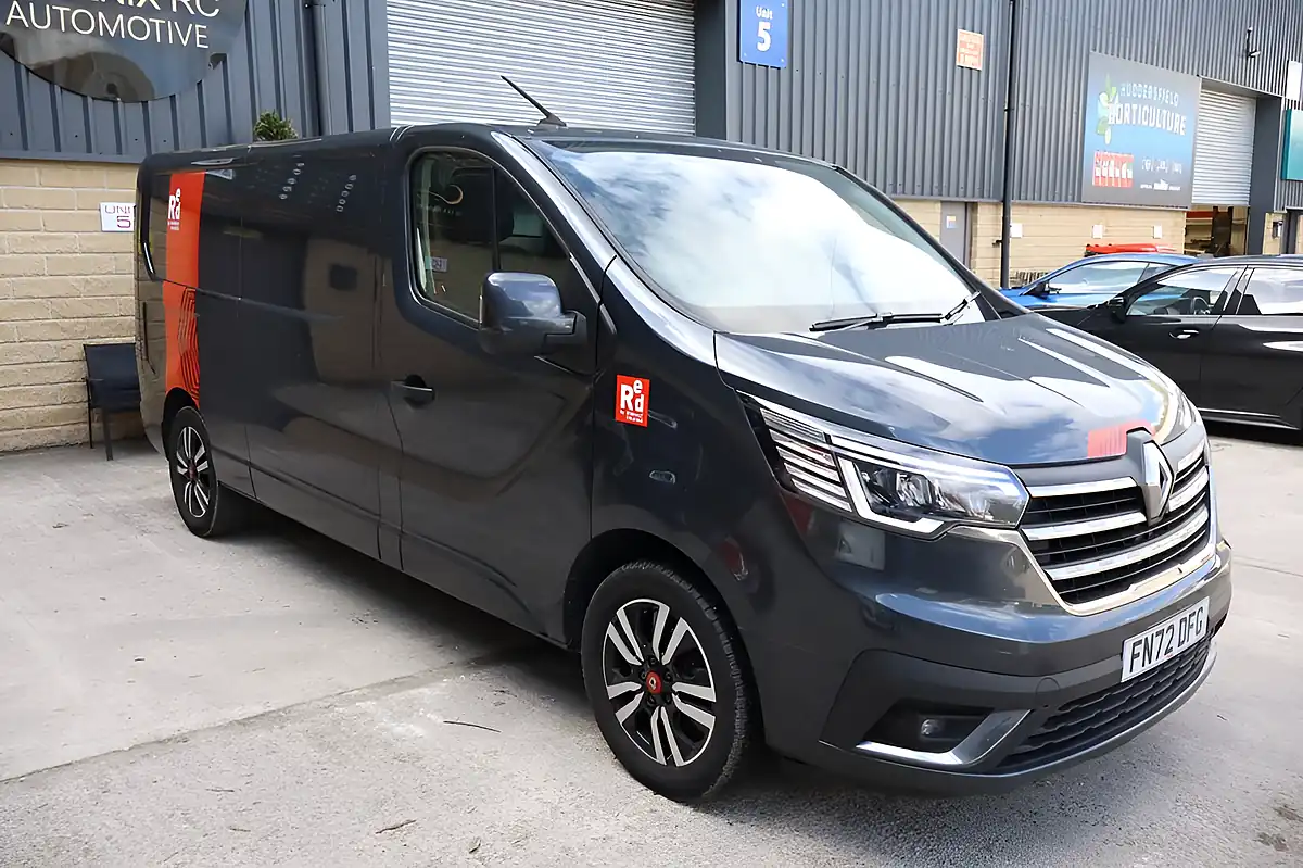 Used 2022 Renault Trucks Trafic Grey - Interior and Exterior details 2
