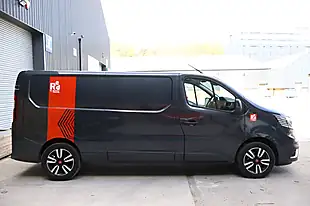 Used 2022 Renault Trucks Trafic Grey - Interior and Exterior details 8