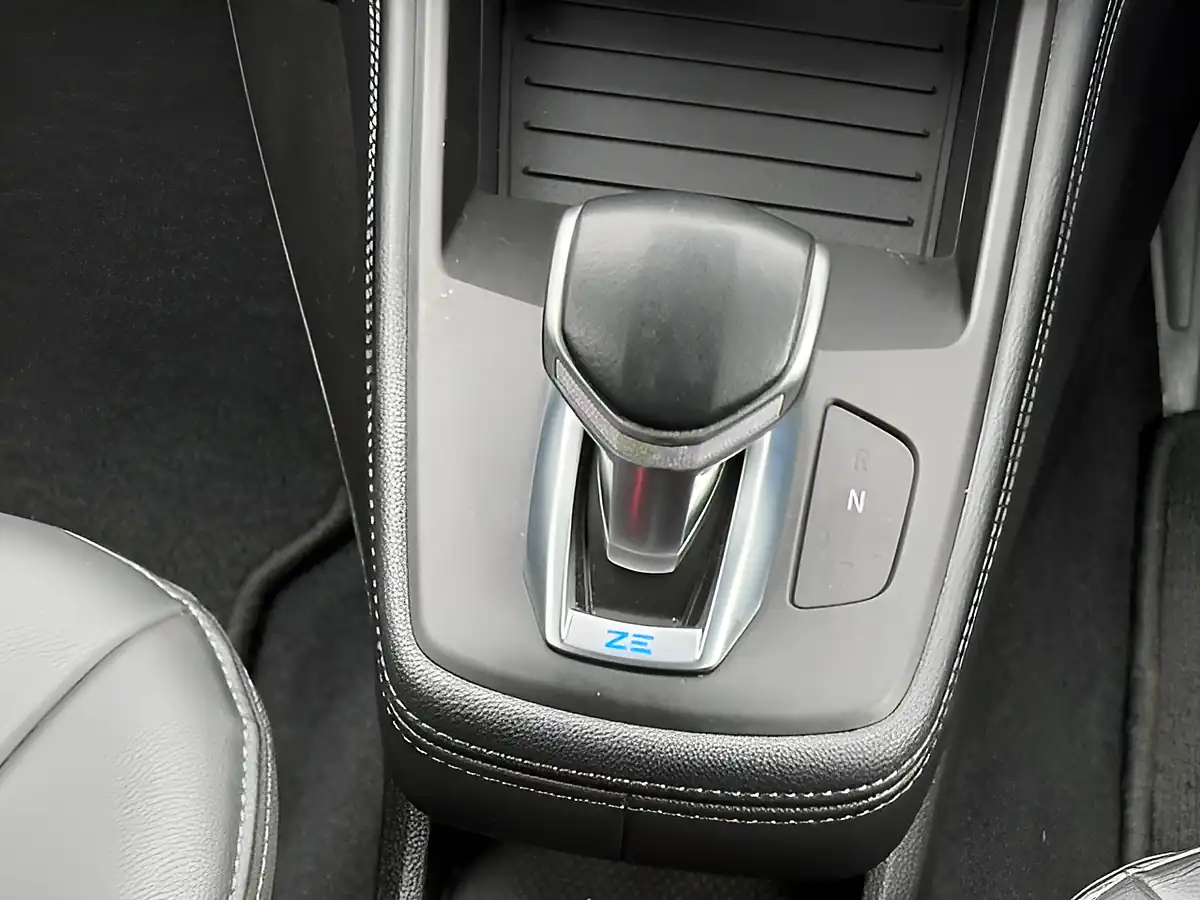 Used 2022 Renault Zoe GT Edition Black - Interior and Exterior details 13