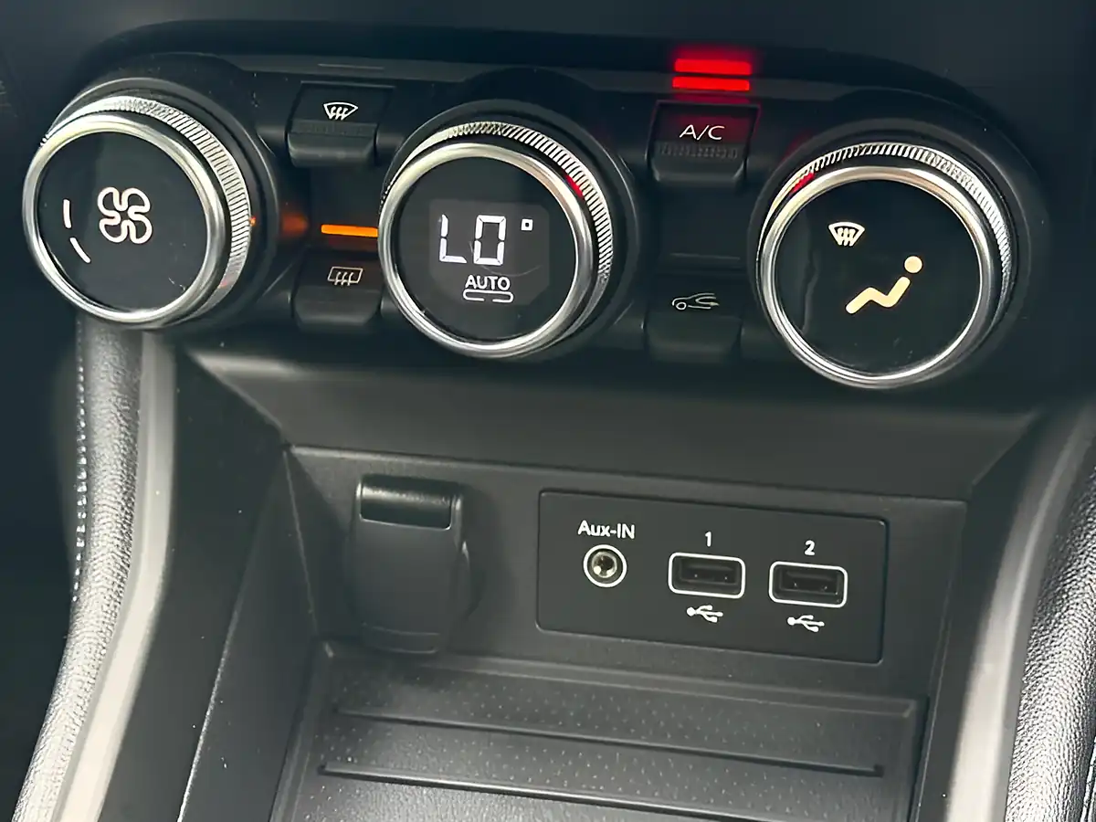 Used 2022 Renault Zoe GT Edition Black - Interior and Exterior details 15