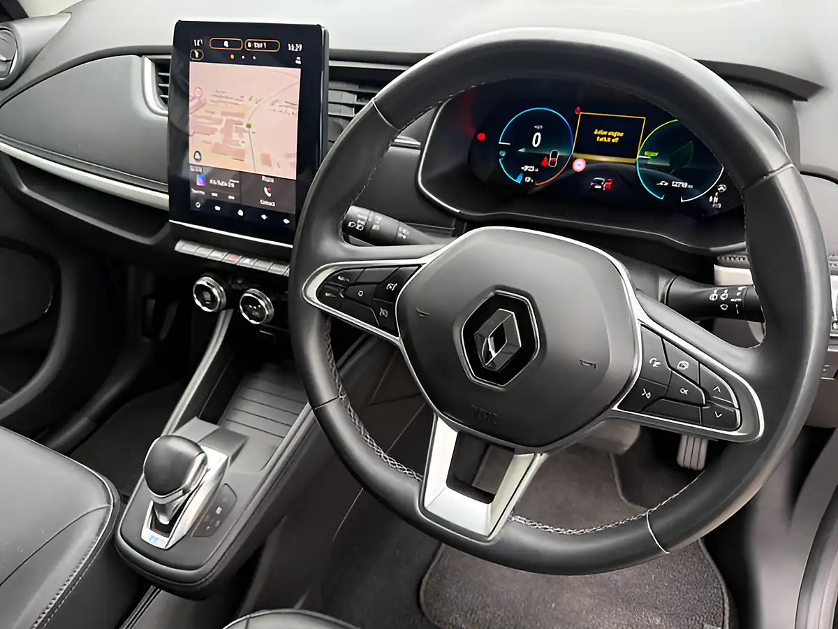 Used 2022 Renault Zoe GT Edition Black - Interior and Exterior details 9