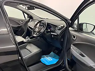 Used 2022 Renault Zoe GT Line+ Diamond Black - Interior and Exterior details 11
